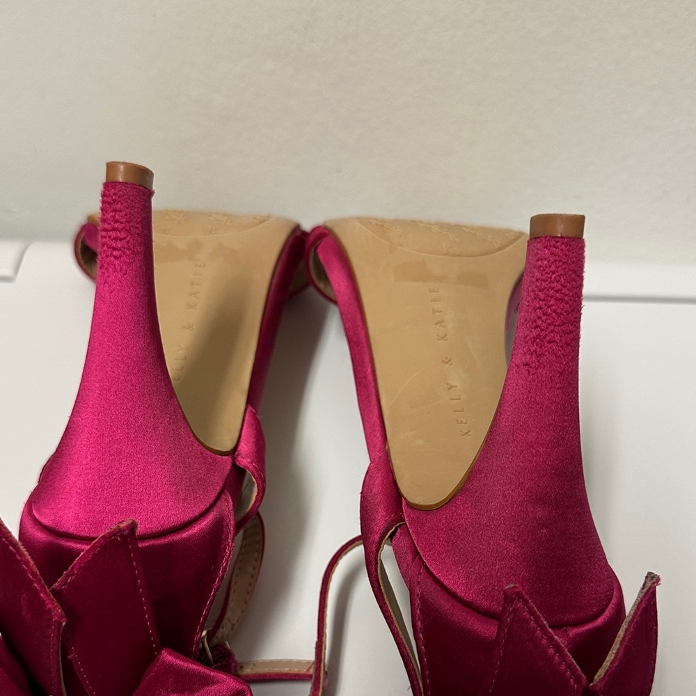 Kelly & Katie Tamatha Crimson Satin Heels - Picture 7 of 8